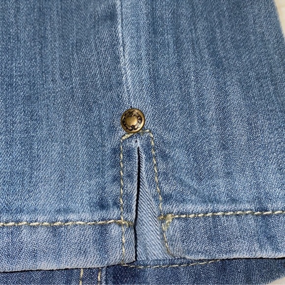 Apple bottom jeans capris - Picture 6 of 6